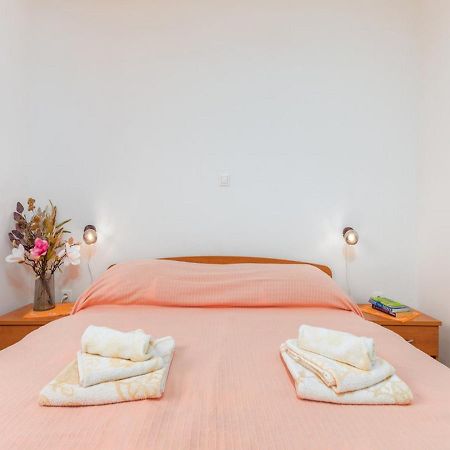 Apartment Dana Фажана Екстер'єр фото