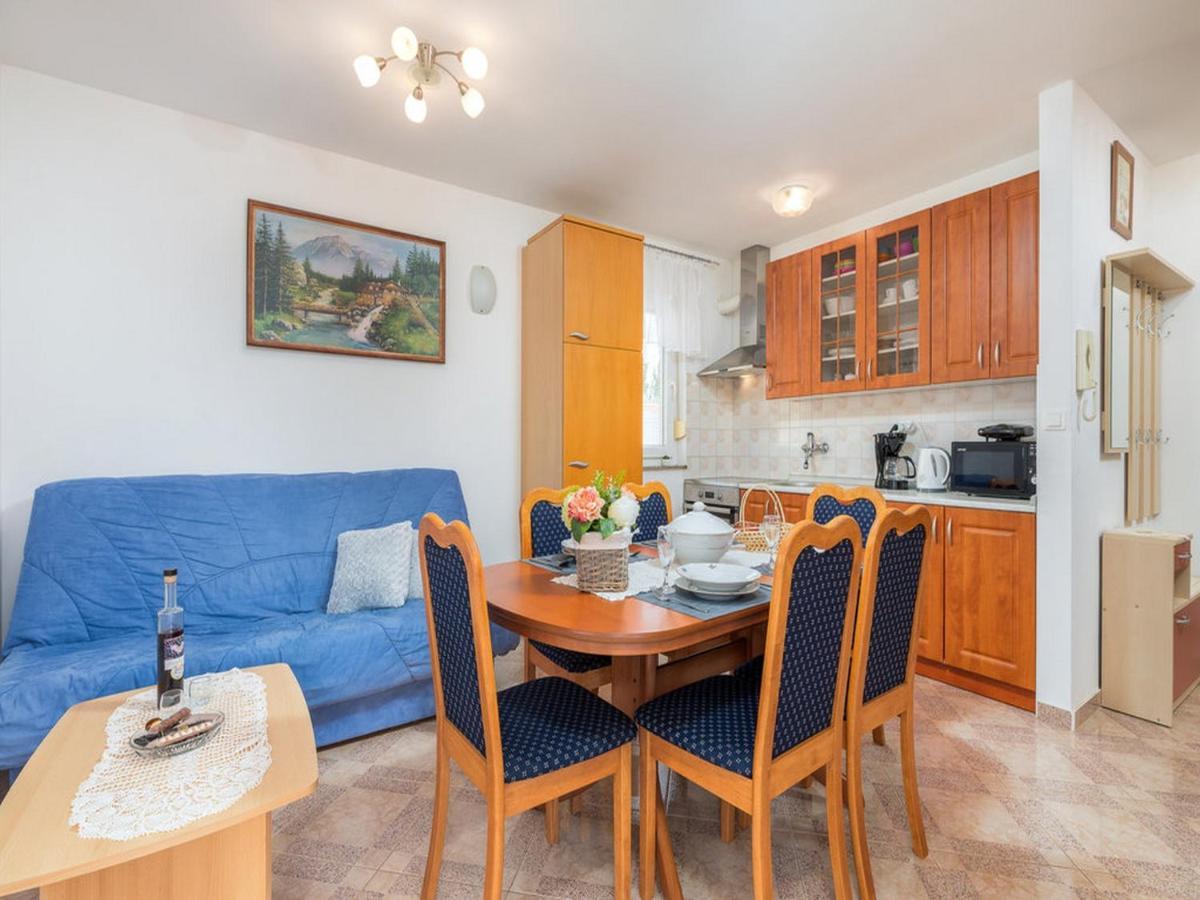 Apartment Dana Фажана Екстер'єр фото