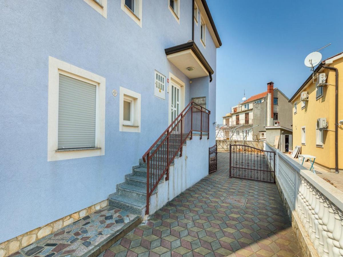 Apartment Dana Фажана Екстер'єр фото